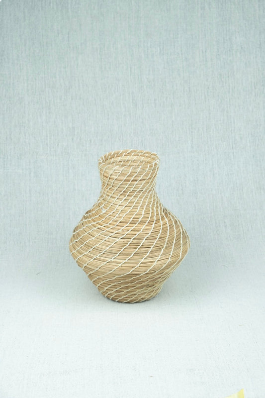 Eterna Home Container Vase 4