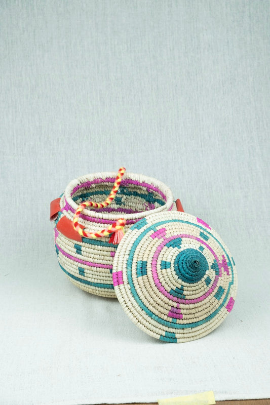 Garden Oasis Palm Wicker Bowl M