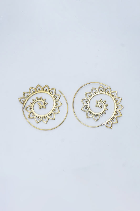 Three Dotted Leaf Spiral Earrings