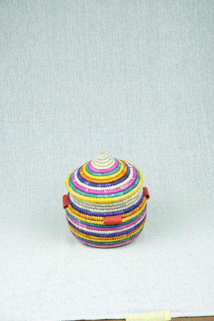 Tropical Whirl Palm Wicker Bowl S