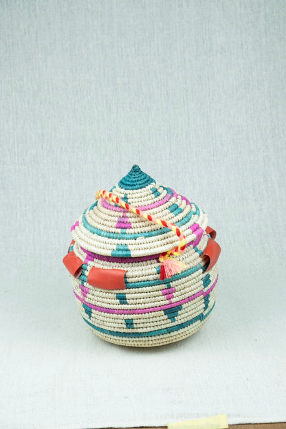 Garden Oasis Palm Wicker Bowl M