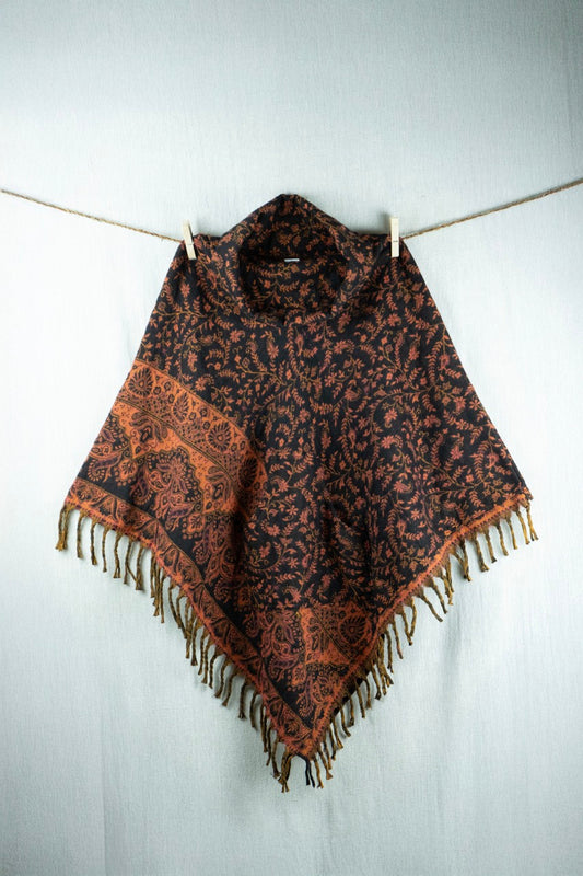 Ash & Amber Woolen Poncho