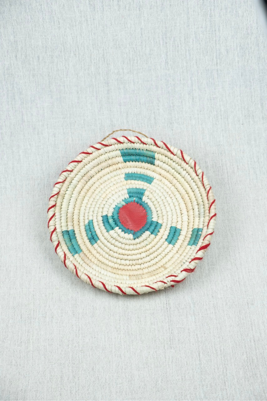 Pastel Bloom Palm Wicker Plate S