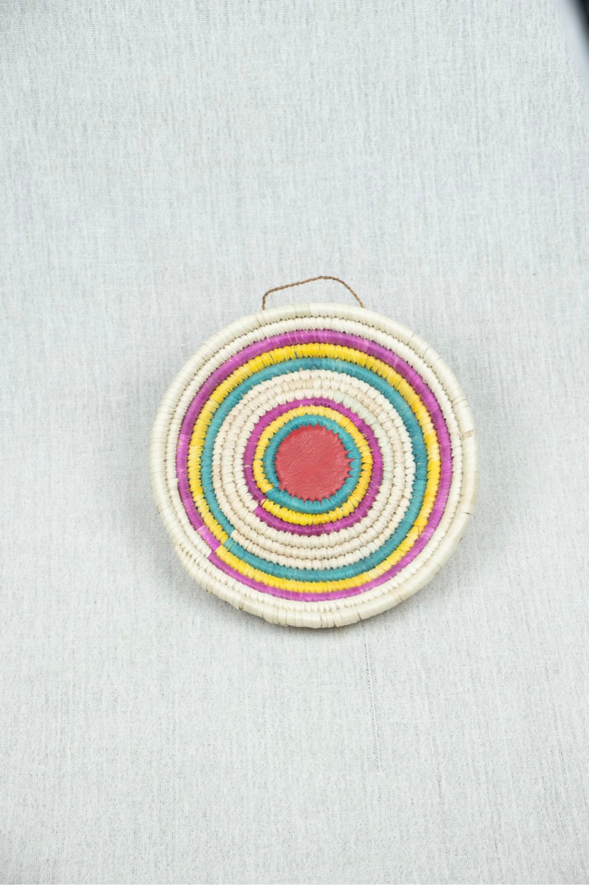 Fruitful Serenity Palm Wicker Plate S