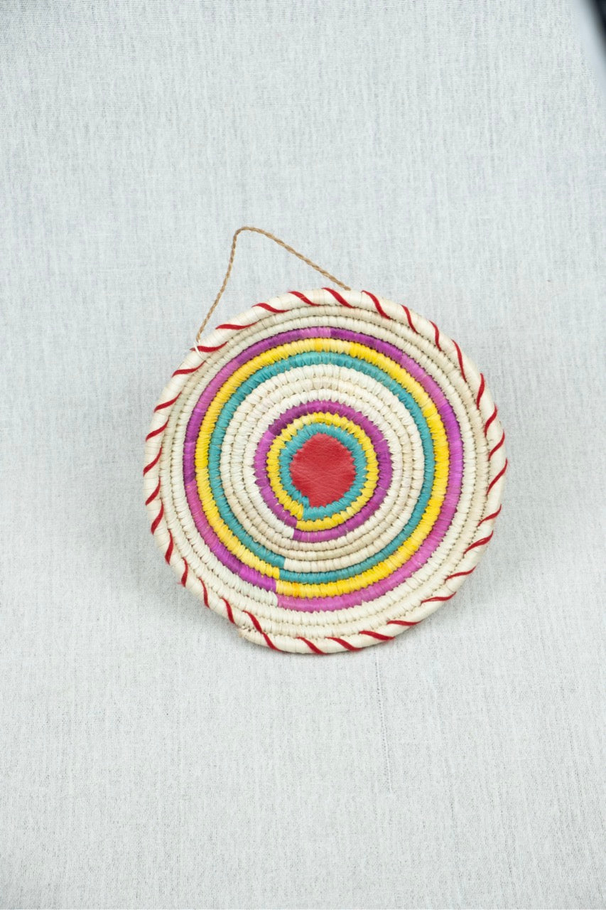 Sunny Petal Palm Wicker Plate S