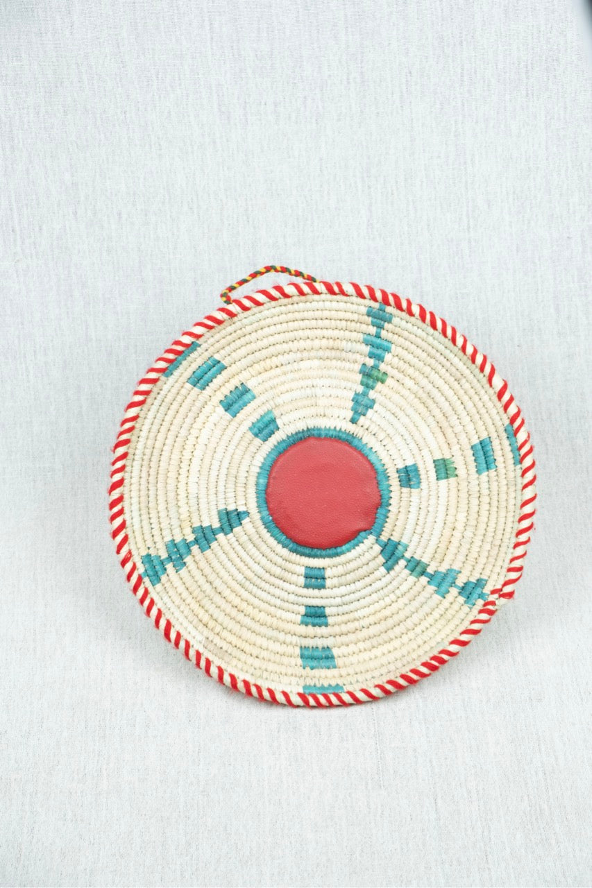 Raya Palm Wicker Plate L