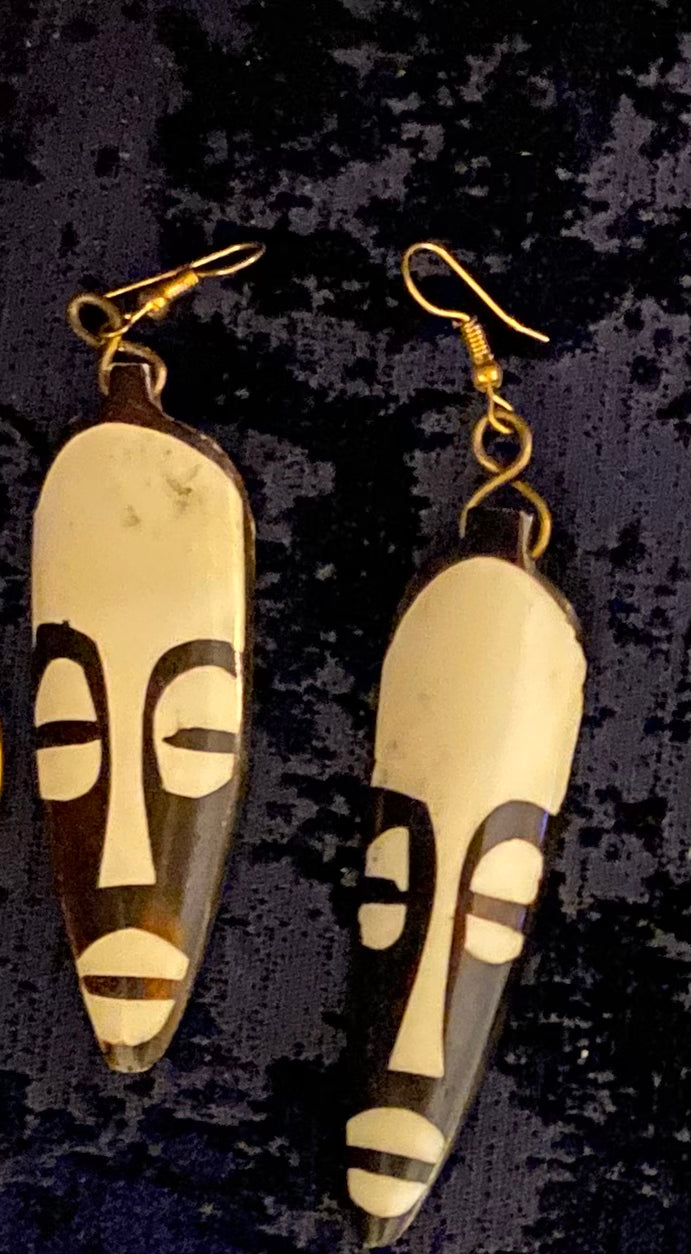 Uso Kenyan Ivory Earring
