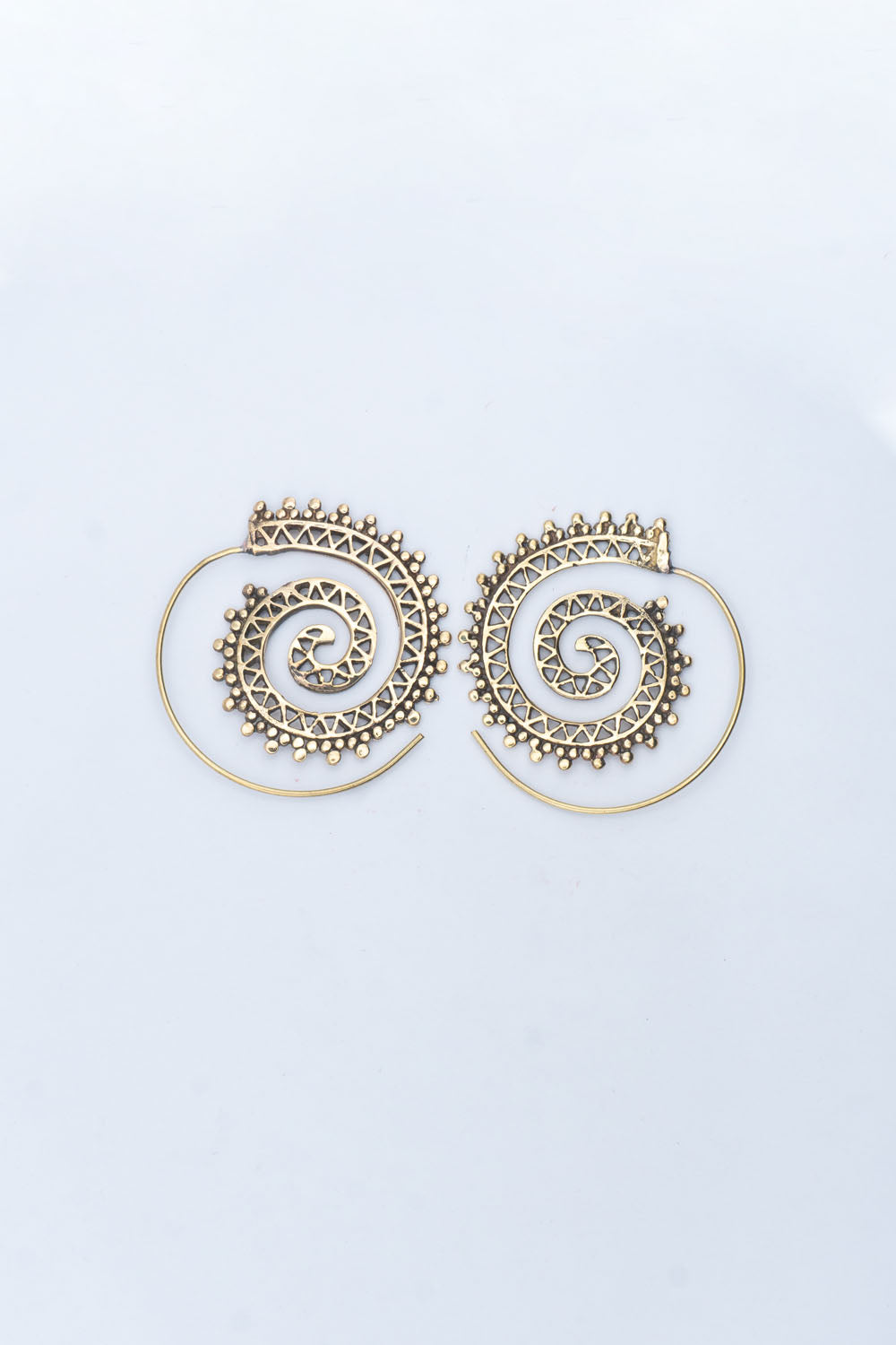 Tri-dot Spiral Earrings